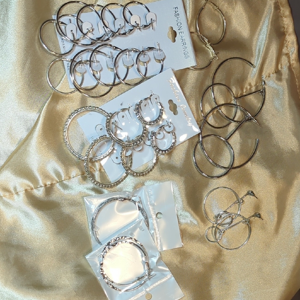 Silver Hoop Earrings Set